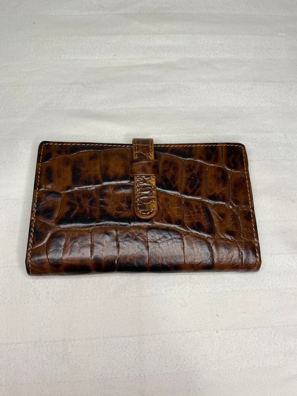 Brahmin Card Holder Wallet Brown Croc Embossed Leather Compact Organizer